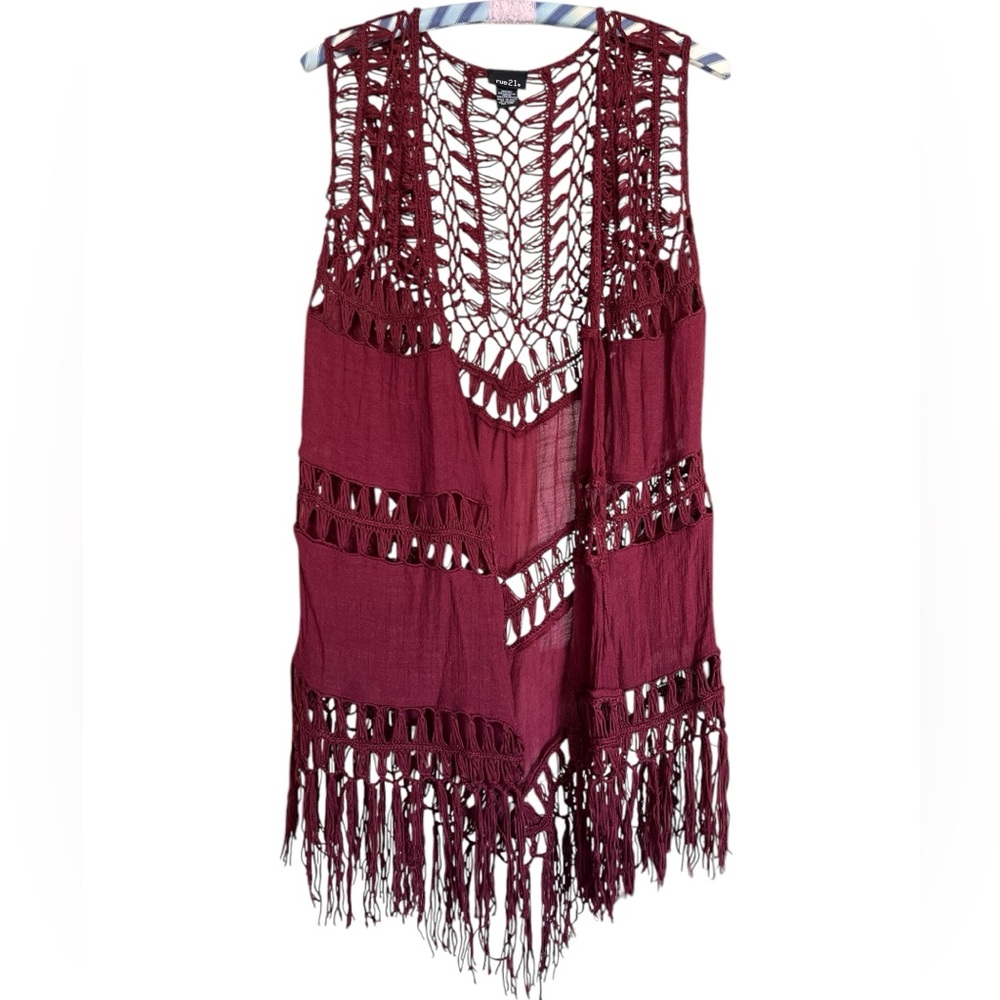 Rue 21 Women’s Maroon Crochet Fringe Open Front Vest/Swim Coverup Size Small